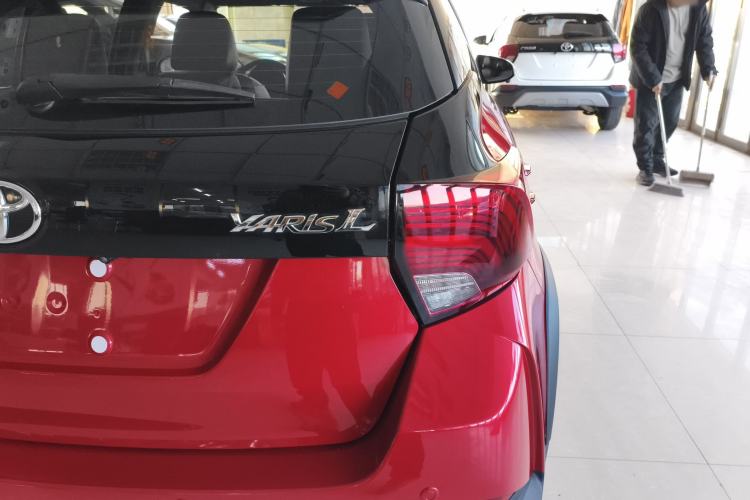 Used Toyota YARiS L Zhi Xuan 2022 X-Trail 1.5L CVT Luxury PLUS Edition Right Rear Taillight