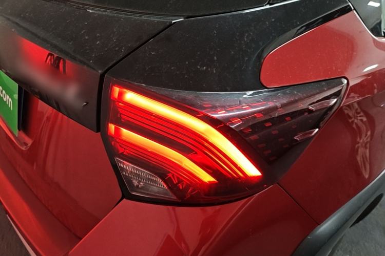 Used Toyota YARiS L Zhi Xuan 2022 X-Trail 1.5L CVT Luxury PLUS Edition Right Rear Taillight