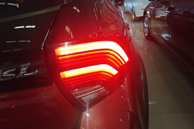 Used Toyota YARiS L Zhi Xuan 2022 X-Trail 1.5L CVT Luxury PLUS Edition Right Rear Taillight