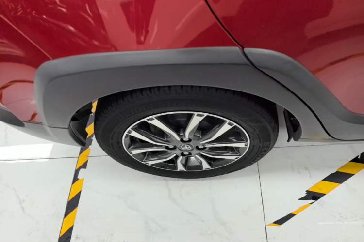 Used Toyota YARiS L Zhi Xuan 2022 X-Trail 1.5L CVT Luxury PLUS Edition Right Rear Wheel Hub