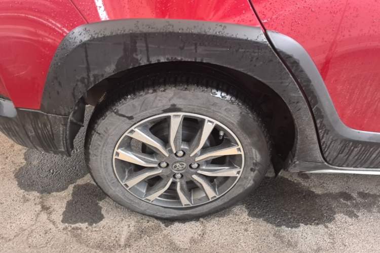 Used Toyota YARiS L Zhi Xuan 2022 X-Trail 1.5L CVT Luxury PLUS Edition Right Rear Wheel Hub