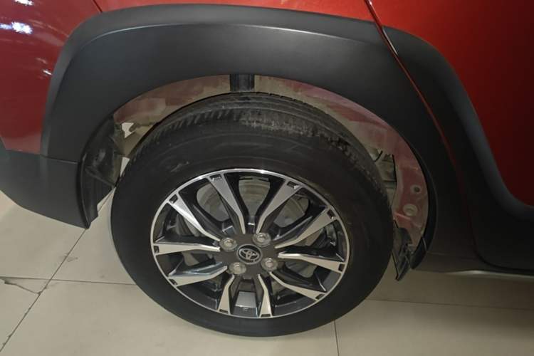 Used Toyota YARiS L Zhi Xuan 2022 X-Trail 1.5L CVT Luxury PLUS Edition Right Rear Wheel Hub