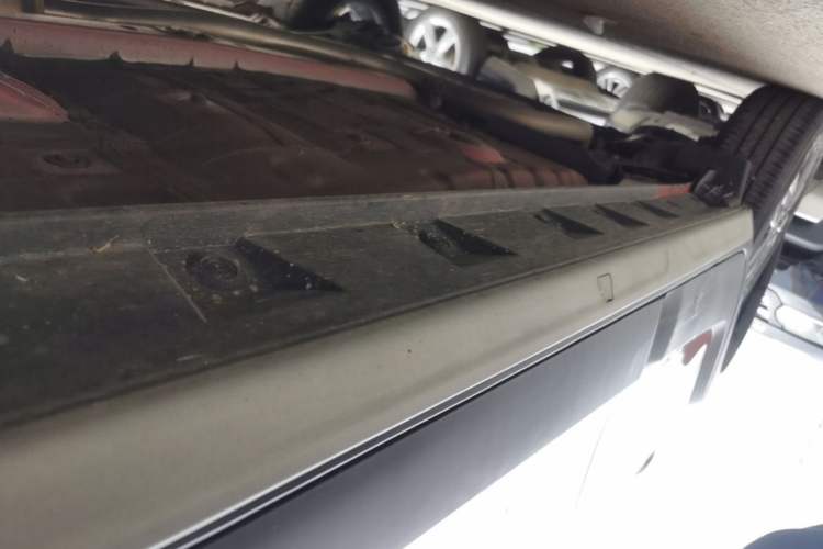 Used Toyota YARiS L Zhi Xuan 2022 X-Trail 1.5L CVT Luxury PLUS Edition Right Side Sill