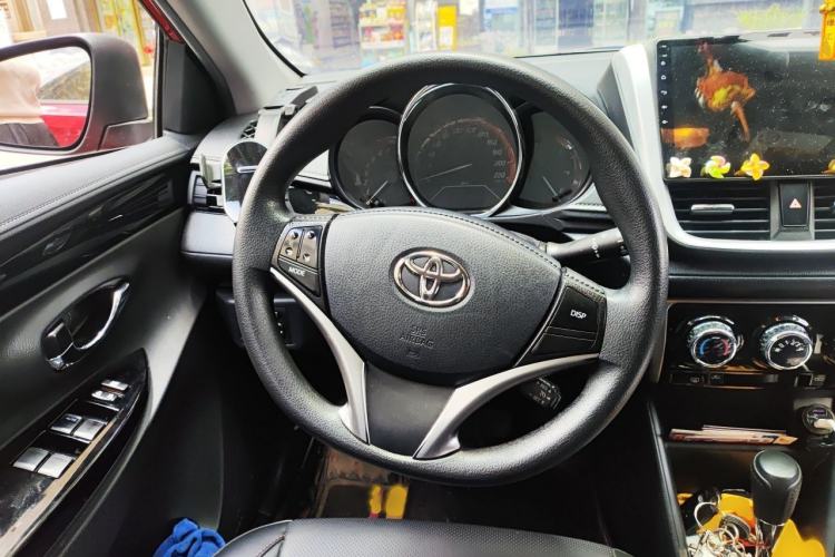 Used Toyota YARiS L Zhi Xuan 2022 X-Trail 1.5L CVT Luxury PLUS Edition Steering Wheel