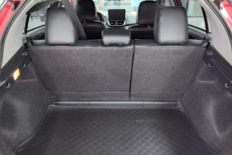 Used Toyota YARiS L Zhi Xuan 2022 X-Trail 1.5L CVT Luxury PLUS Edition Trunk
