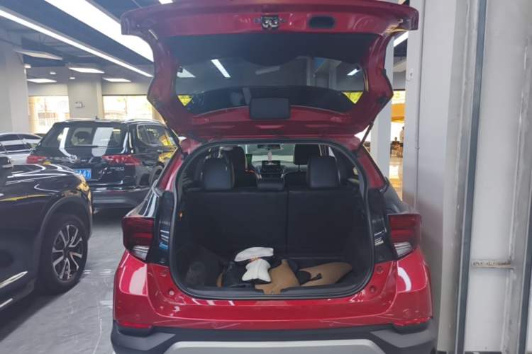 Used Toyota YARiS L Zhi Xuan 2022 X-Trail 1.5L CVT Luxury PLUS Edition Trunk