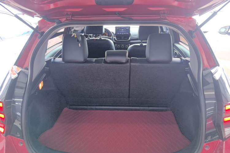 Used Toyota YARiS L Zhi Xuan 2022 X-Trail 1.5L CVT Luxury PLUS Edition Trunk