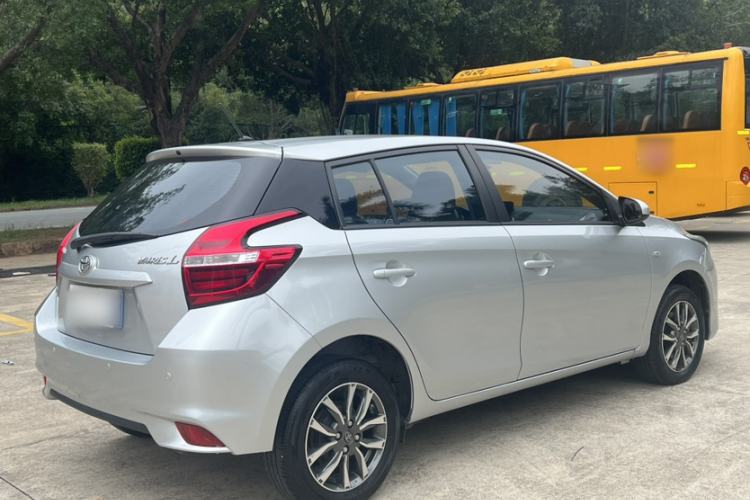 Used Toyota YARiS L Zhi Xuan 2022 1.5L CVT Luxury PLUS Edition Exterior 8