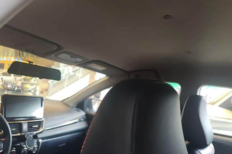 Used Toyota YARiS L Zhi Xuan 2022 X-Trail 1.5L CVT Luxury PLUS Edition Headliner