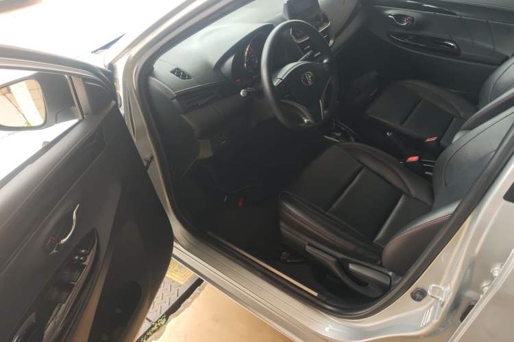 Used Toyota YARiS L Zhi Xuan 2022 1.5L CVT Luxury PLUS Edition Interior 3