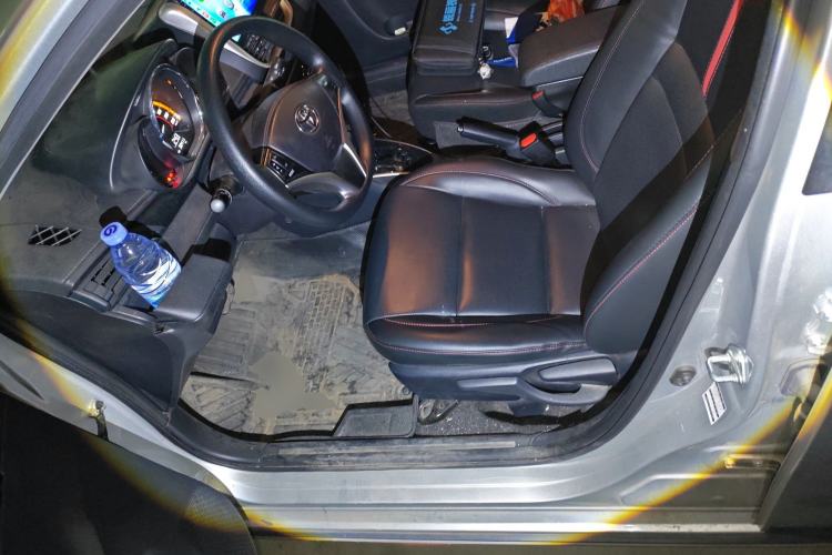 Used Toyota YARiS L Zhi Xuan 2022 X-Trail 1.5L CVT Luxury PLUS Edition Left Front Seat