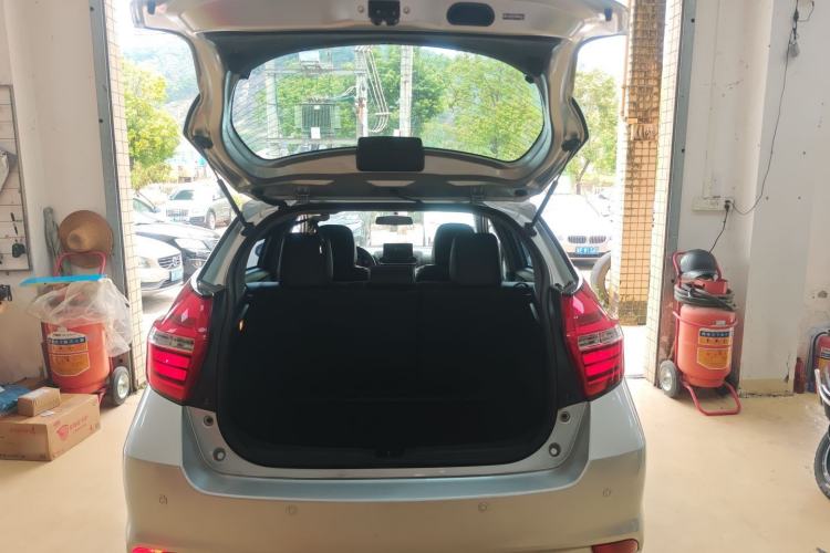 Used Toyota YARiS L Zhi Xuan 2022 1.5L CVT Luxury PLUS Edition Trunk