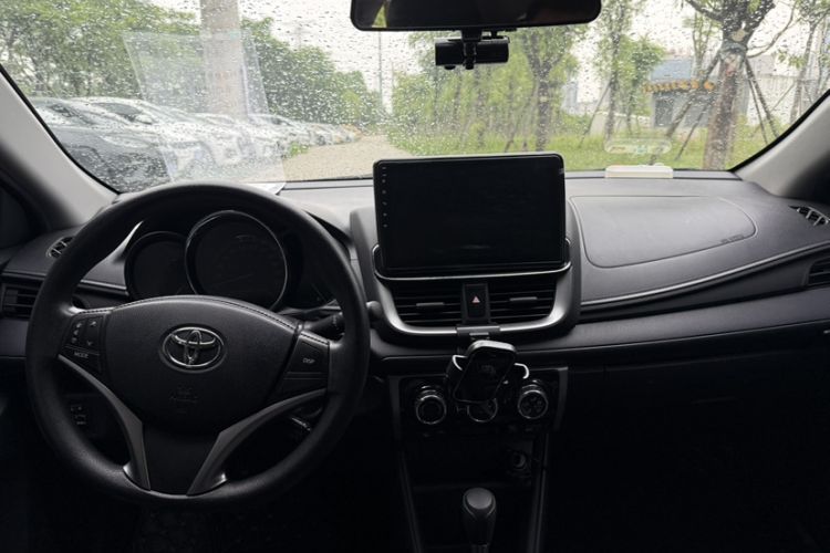 Used Toyota YARiS L Zhi Xuan 2022 X-Trail 1.5L CVT Leading PLUS Edition Audio And AC Panel