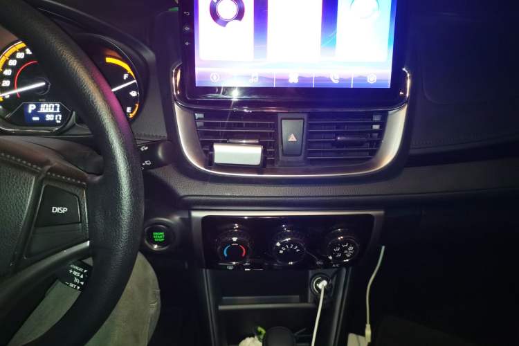 Used Toyota YARiS L Zhi Xuan 2022 1.5L CVT Luxury PLUS Edition Audio And AC Panel