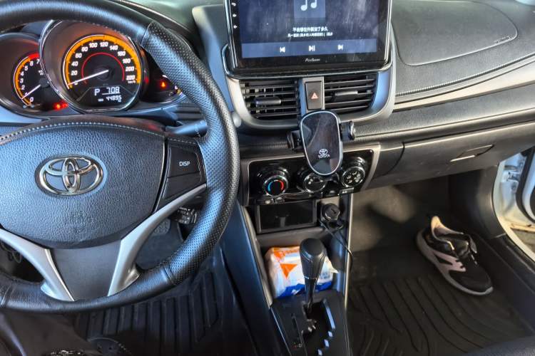 Used Toyota YARiS L Zhi Xuan 2022 X-Trail 1.5L CVT Leading PLUS Edition Audio And AC Panel