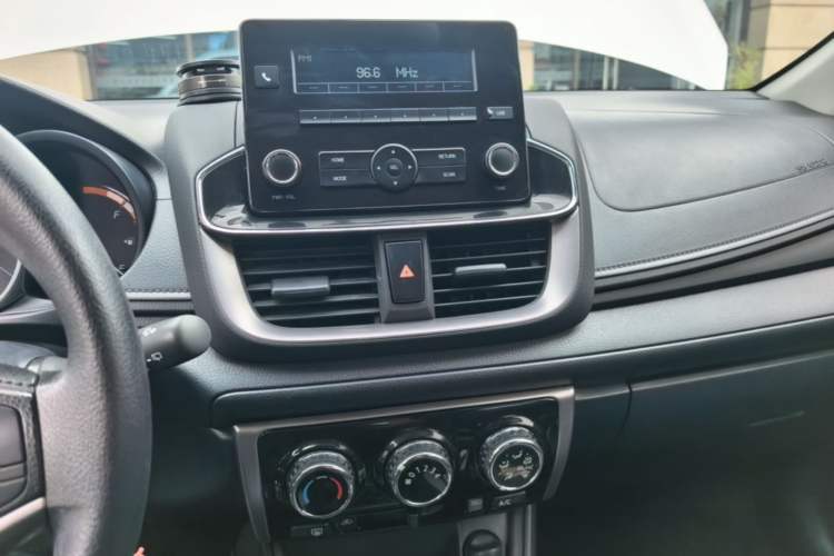 Used Toyota YARiS L Zhi Xuan 2022 X-Trail 1.5L CVT Leading PLUS Edition Audio And AC Panel