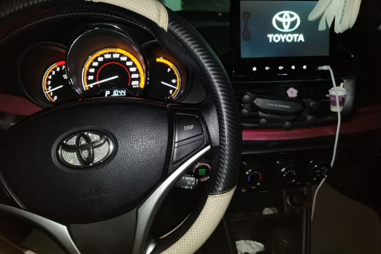 Used Toyota YARiS L Zhi Xuan 2022 X-Trail 1.5L CVT Prestige Edition Center Console