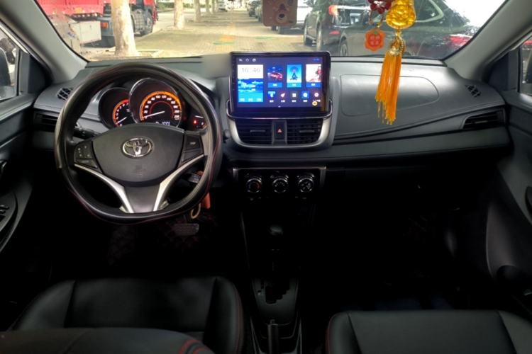 Used Toyota YARiS L Zhi Xuan 2022 X-Trail 1.5L CVT Leading PLUS Edition Center Console