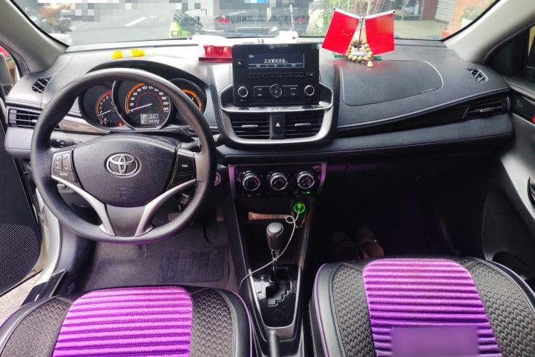 Used Toyota YARiS L Zhi Xuan 2022 X-Trail 1.5L CVT Luxury PLUS Edition Center Console