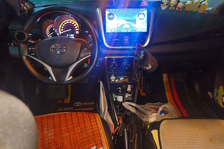 Used Toyota YARiS L Zhi Xuan 2022 X-Trail 1.5L CVT Luxury PLUS Edition Center Console