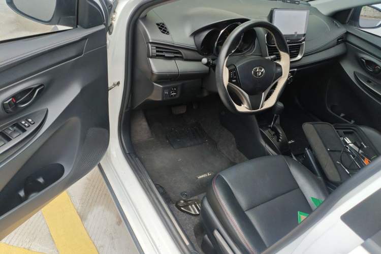 Used Toyota YARiS L Zhi Xuan 2022 X-Trail 1.5L CVT Leading PLUS Edition Driver Seat