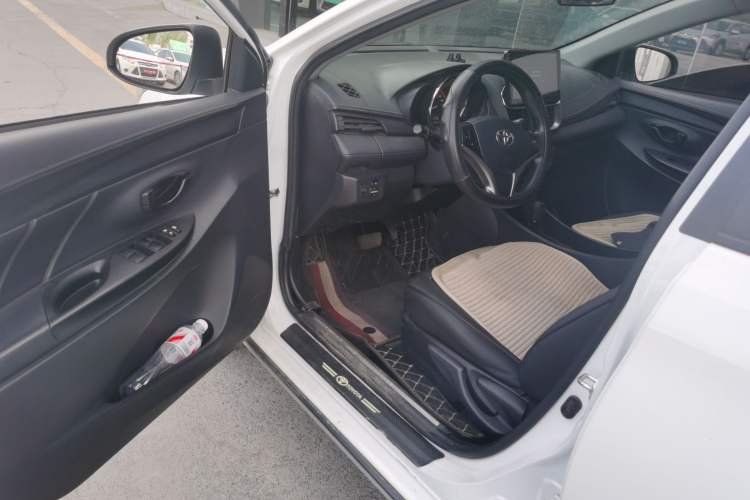 Used Toyota YARiS L Zhi Xuan 2022 X-Trail 1.5L CVT Leading PLUS Edition Driver Seat