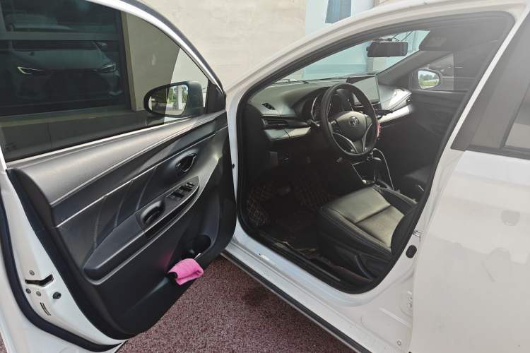 Used Toyota YARiS L Zhi Xuan 2022 X-Trail 1.5L CVT Leading PLUS Edition Driver Seat