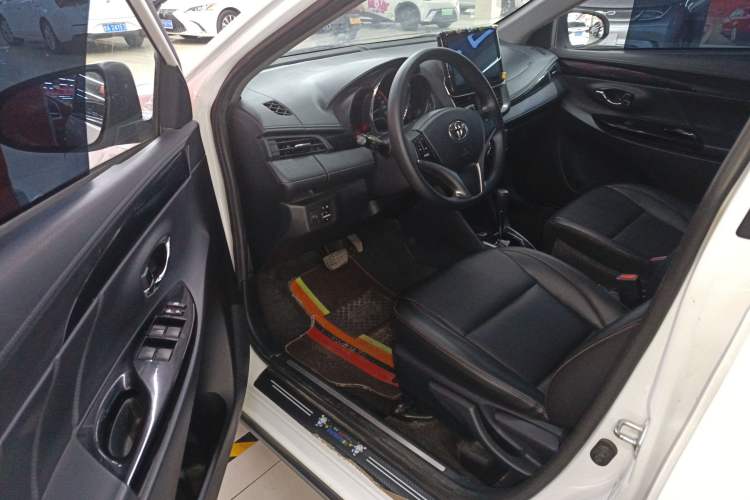 Used Toyota YARiS L Zhi Xuan 2022 X-Trail 1.5L CVT Luxury PLUS Edition Driver Seat