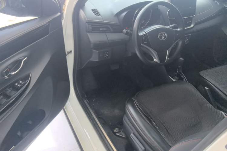 Used Toyota YARiS L Zhi Xuan 2022 X-Trail 1.5L CVT Luxury PLUS Edition Driver Seat