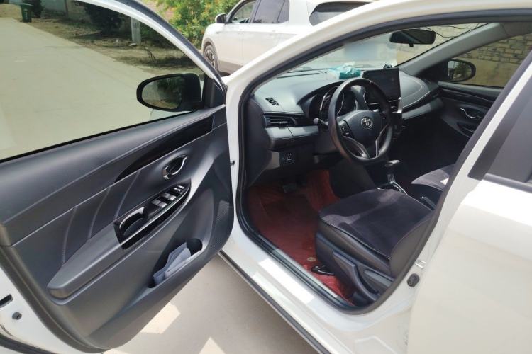 Used Toyota YARiS L Zhi Xuan 2022 X-Trail 1.5L CVT Luxury PLUS Edition Driver Seat