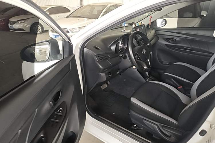 Used Toyota YARiS L Zhi Xuan 2022 1.5L CVT Leading PLUS Edition Driver Seat