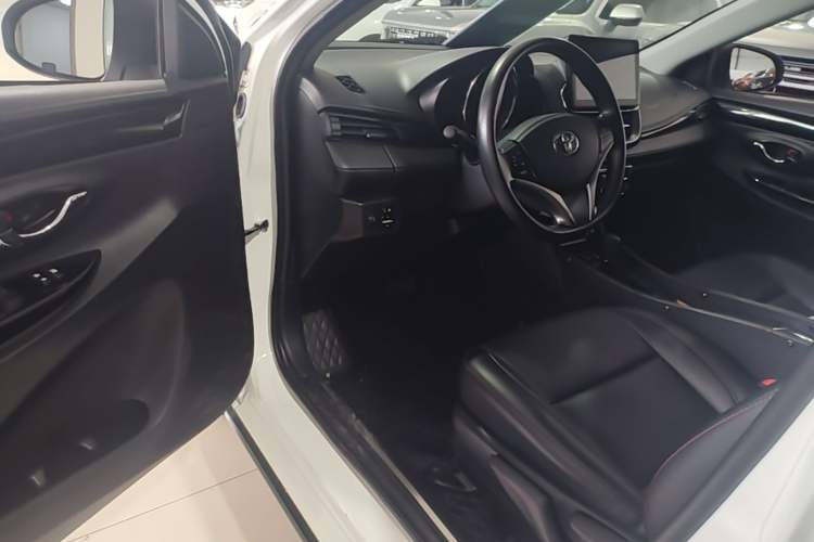 Used Toyota YARiS L Zhi Xuan 2022 X-Trail 1.5L CVT Luxury PLUS Edition Driver Seat