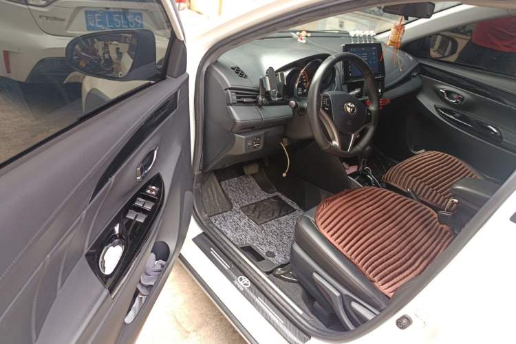 Used Toyota YARiS L Zhi Xuan 2022 X-Trail 1.5L CVT Luxury PLUS Edition Driver Seat