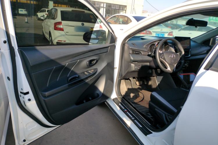 Used Toyota YARiS L Zhi Xuan 2022 X-Trail 1.5L CVT Leading PLUS Edition Driver Seat