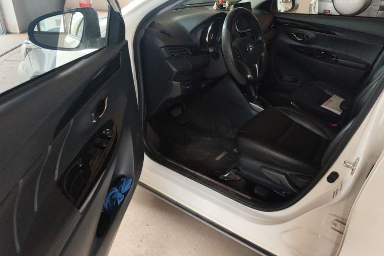 Used Toyota YARiS L Zhi Xuan 2022 X-Trail 1.5L CVT Prestige Edition Driver Seat