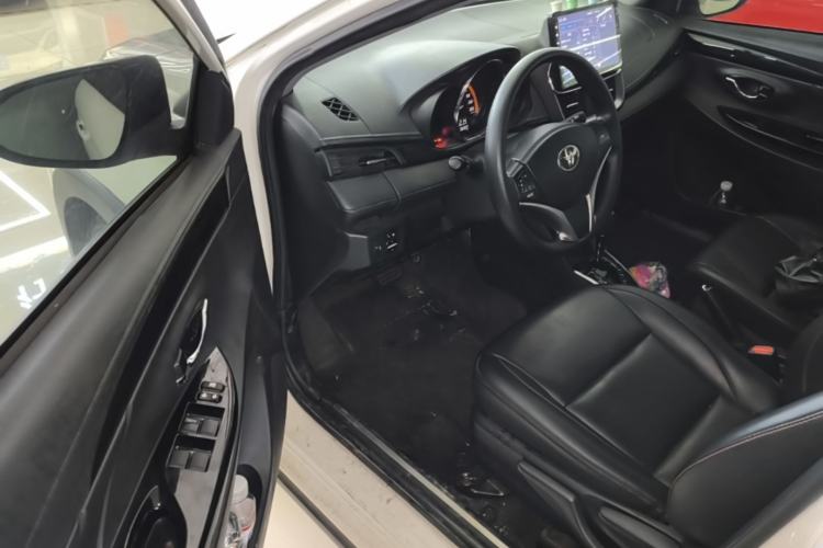 Used Toyota YARiS L Zhi Xuan 2022 X-Trail 1.5L CVT Luxury PLUS Edition Driver Seat