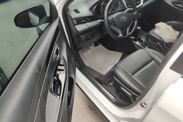 Used Toyota YARiS L Zhi Xuan 2022 X-Trail 1.5L CVT Luxury PLUS Edition Driver Seat