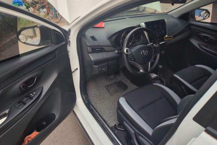 Used Toyota YARiS L Zhi Xuan 2022 X-Trail 1.5L CVT Leading PLUS Edition Driver Seat