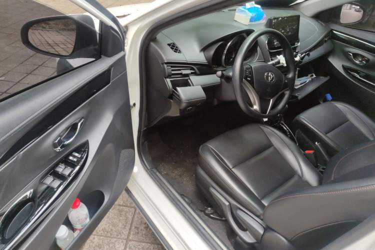 Used Toyota YARiS L Zhi Xuan 2022 X-Trail 1.5L CVT Luxury PLUS Edition Driver Seat