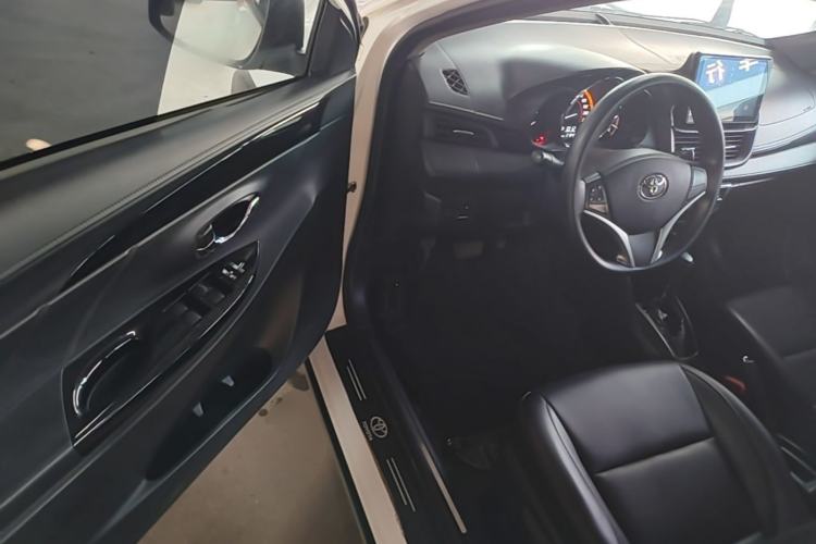 Used Toyota YARiS L Zhi Xuan 2022 X-Trail 1.5L CVT Luxury PLUS Edition Driver Seat