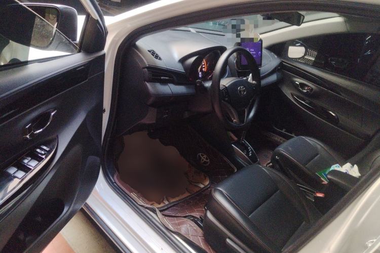 Used Toyota YARiS L Zhi Xuan 2022 X-Trail 1.5L CVT Luxury PLUS Edition Driver Seat