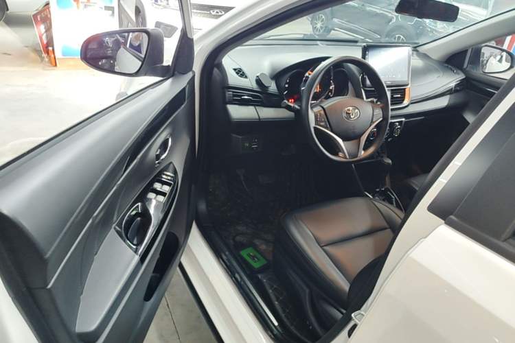 Used Toyota YARiS L Zhi Xuan 2022 X-Trail 1.5L CVT Luxury PLUS Edition Driver Seat