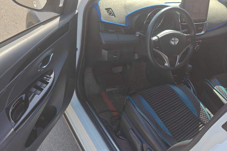 Used Toyota YARiS L Zhi Xuan 2022 X-Trail 1.5L CVT Luxury PLUS Edition Driver Seat