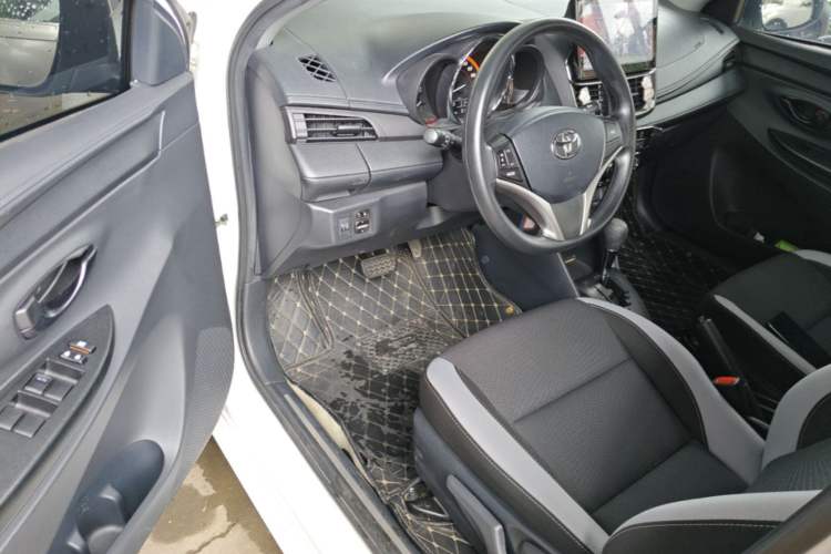 Used Toyota YARiS L Zhi Xuan 2022 1.5L CVT Leading PLUS Edition Driver Seat