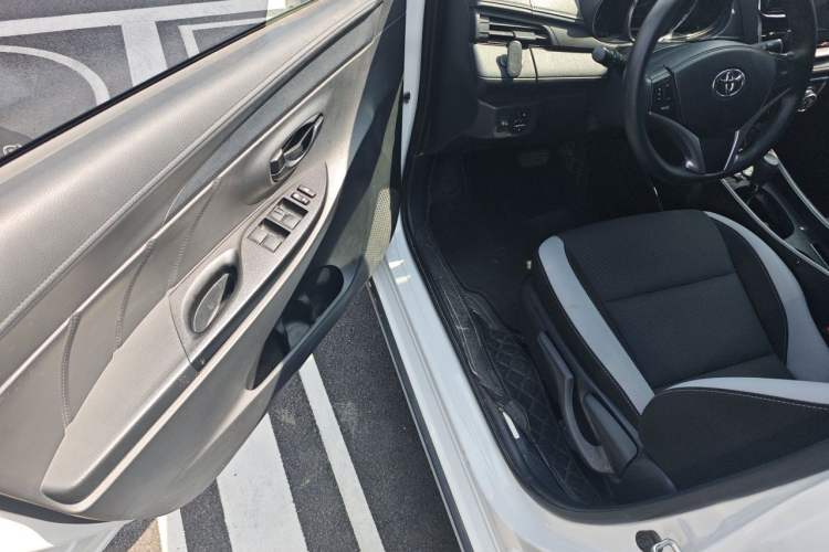 Used Toyota YARiS L Zhi Xuan 2022 X-Trail 1.5L CVT Leading PLUS Edition Driver Seat