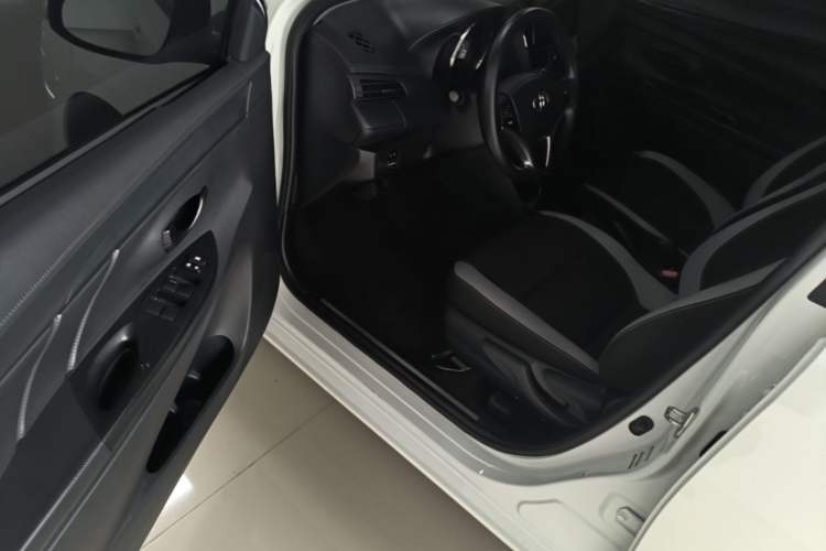 Used Toyota YARiS L Zhi Xuan 2022 1.5L CVT Leading PLUS Edition Driver Seat