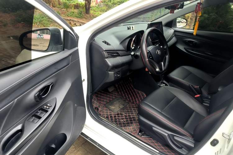 Used Toyota YARiS L Zhi Xuan 2022 X-Trail 1.5L CVT Leading PLUS Edition Driver Seat
