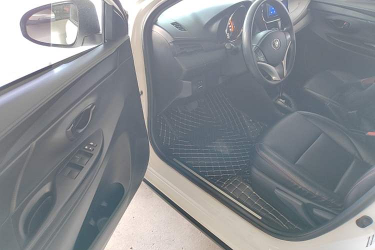 Used Toyota YARiS L Zhi Xuan 2022 X-Trail 1.5L CVT Leading PLUS Edition Driver Seat