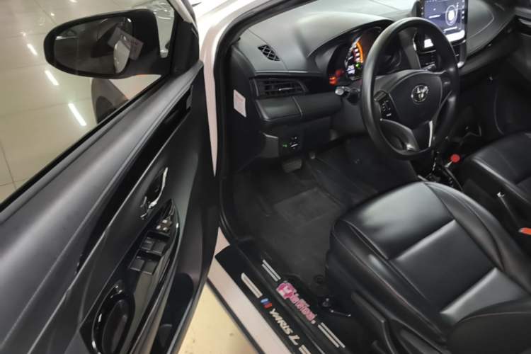 Used Toyota YARiS L Zhi Xuan 2022 X-Trail 1.5L CVT Luxury PLUS Edition Driver Seat