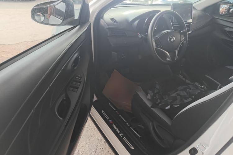 Used Toyota YARiS L Zhi Xuan 2022 X-Trail 1.5L CVT Leading PLUS Edition Driver Seat